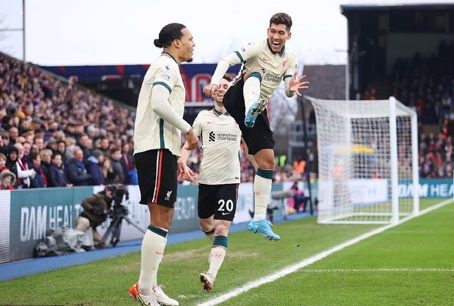 青岛西海岸总经理：郑智确实是球队新任主帅候选人之一