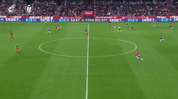 皇马青训小将获征召！18岁天才后卫冲击一线队，卡马温加伤愈归队